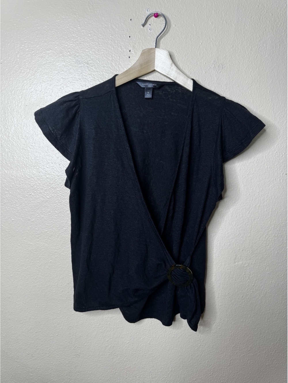 Banana Republic Linen Wrap Top Womens Medium Black Flutter Sleeve Ring Detail - Picture 2 of 8